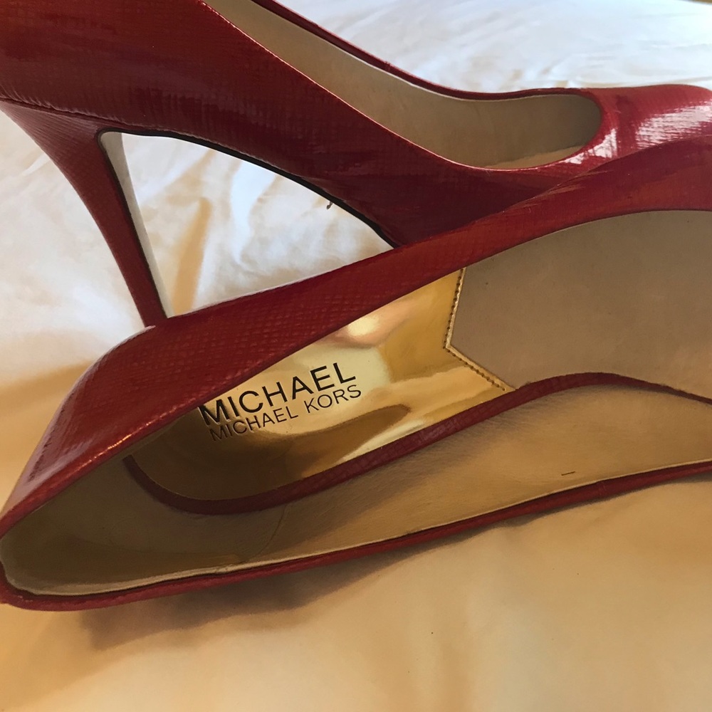 Michael Kors Red Ionna Pumps 10M